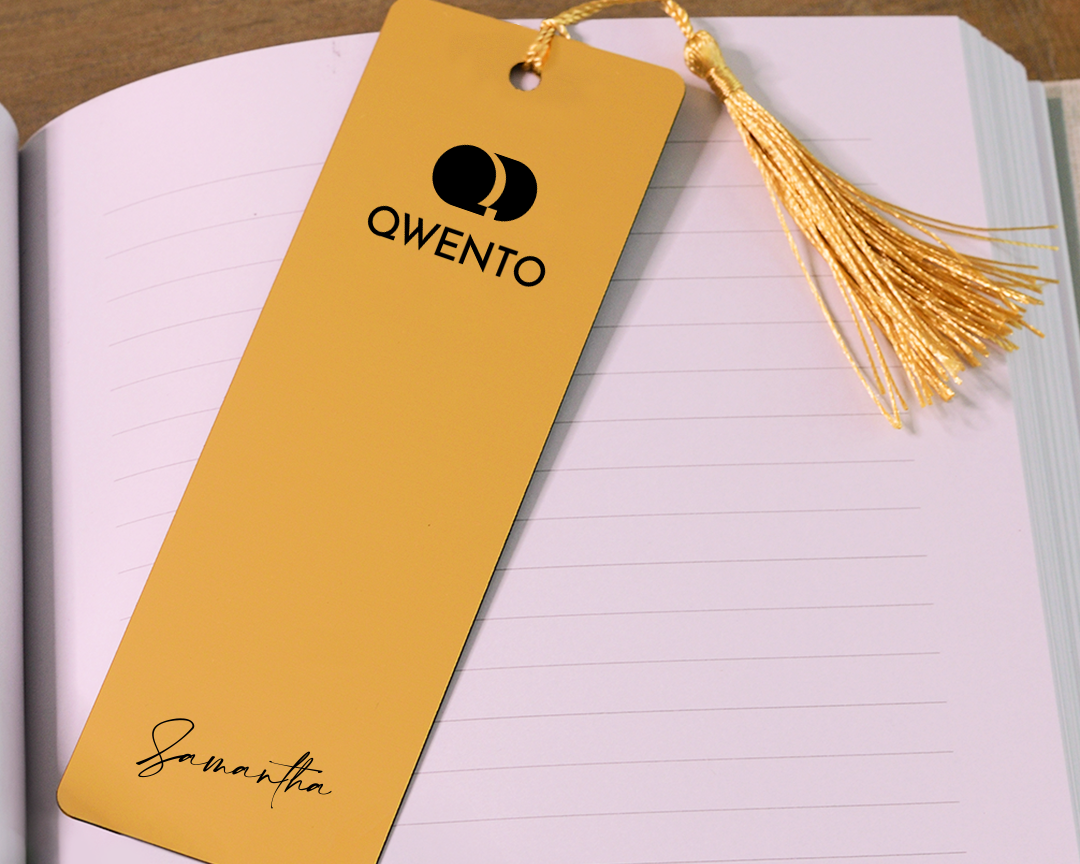 Bookmark-for-Corporate_Standard_Rectangle_Gold_01_Image_Lifestyle.png