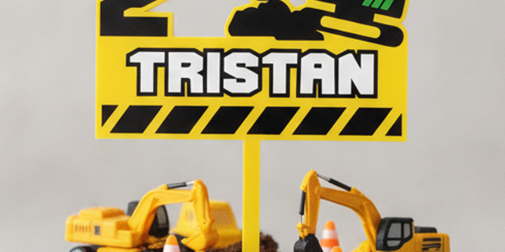 Cake-Topper-Construction_02_Image_Lifestyle.png