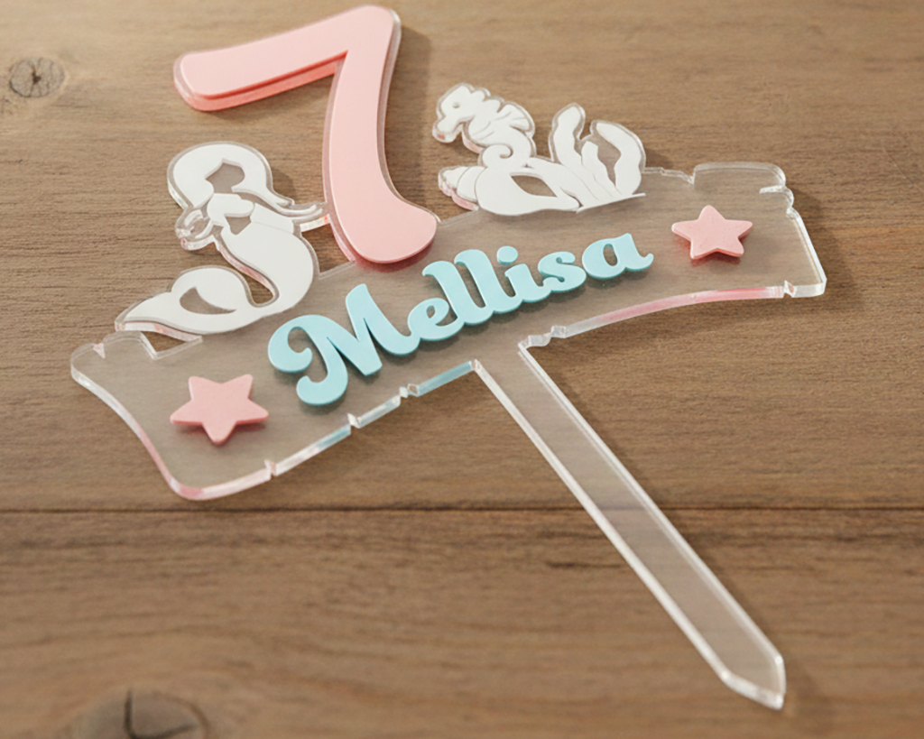 Cake-Topper-Mermaid_02_Image_Lifestyle.png