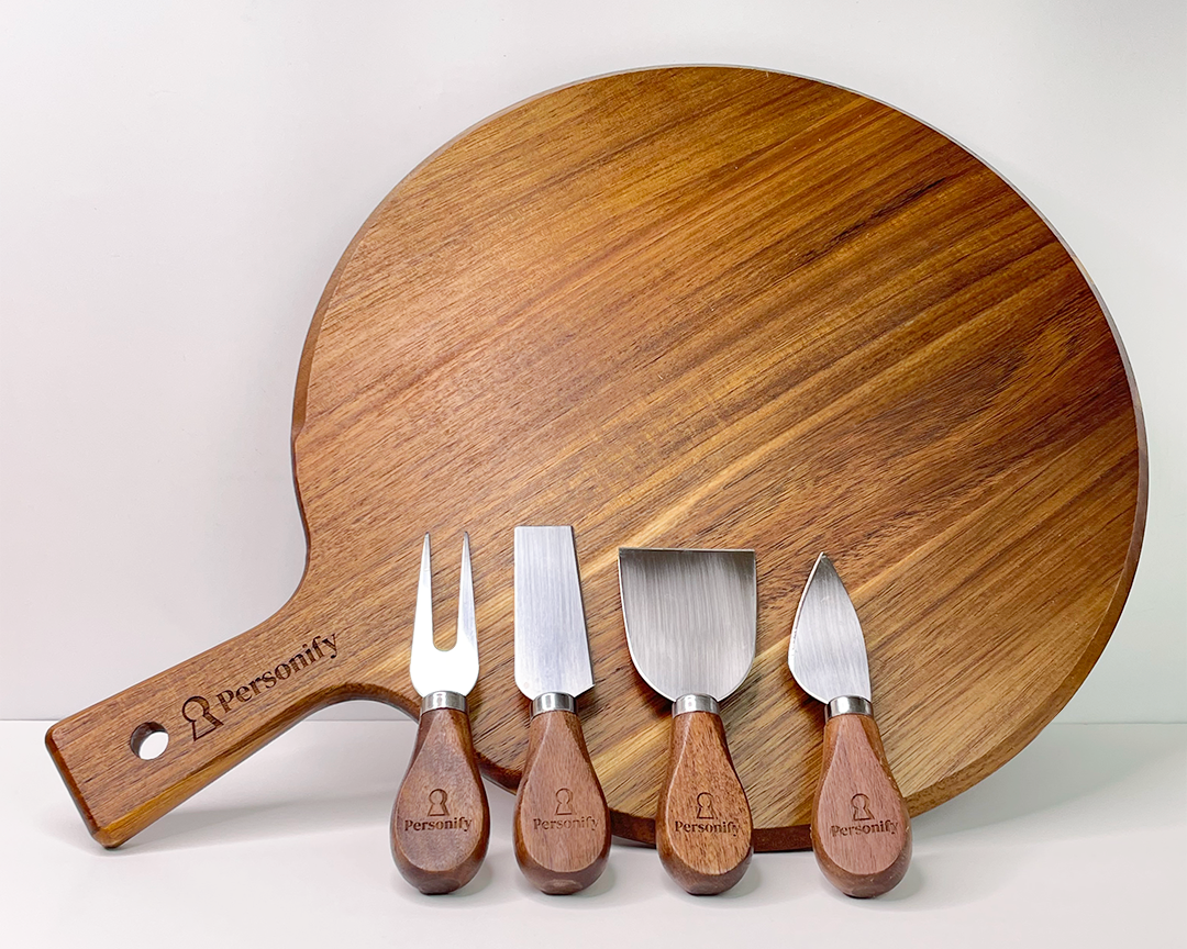 Cheeseboard_Cheese-Knives_01_Image_Lifestyle.png