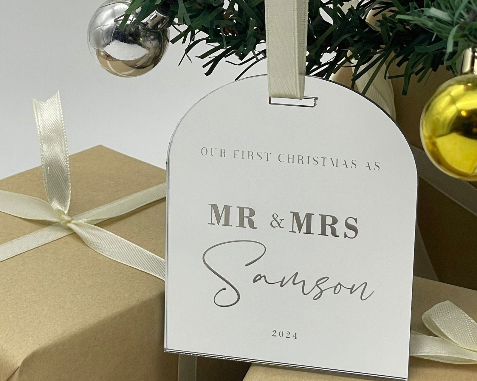 First Christmas Mr + Mrs Bauble Sample