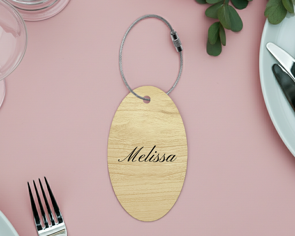 Luggage-Tag-for-Wedding-Favour_Rounded_Wood-Light_01_Image_Lifestyle.png