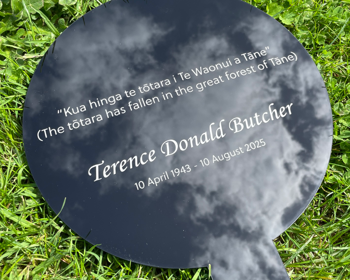 Memorial Graveyard Stake black acrylic