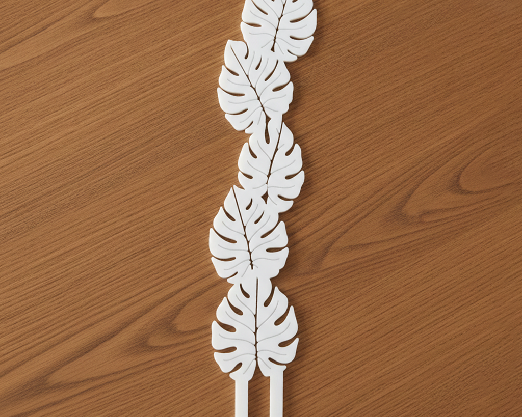 Plant-Trellis-Monstera_White_02_image_Front-View.png